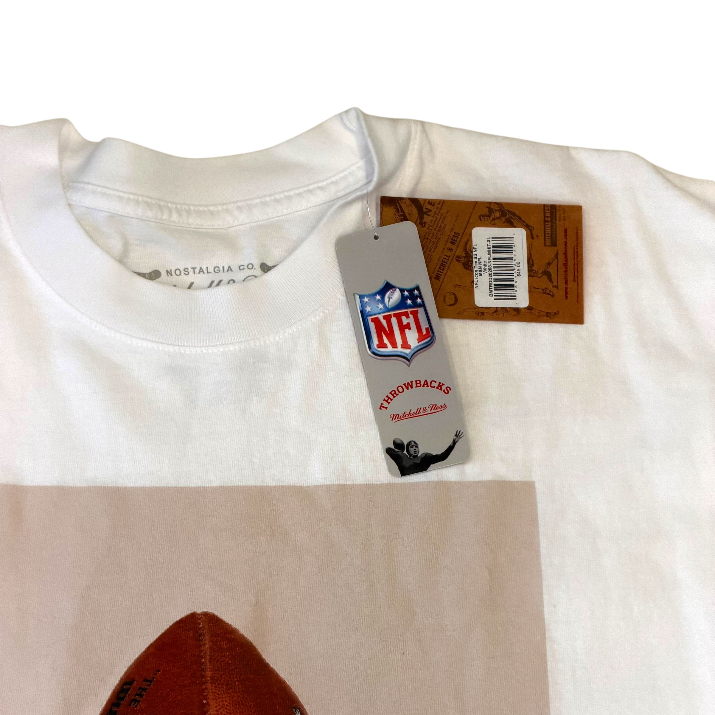 Mitchell & Ness - Rihanna Superbowl Deadstock White T-Shirt