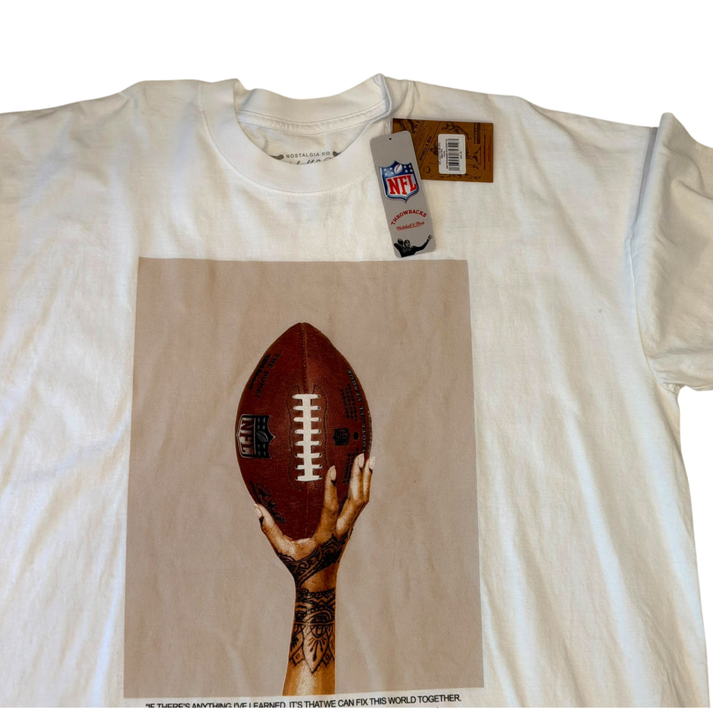 Mitchell & Ness - Rihanna Superbowl Deadstock White T-Shirt