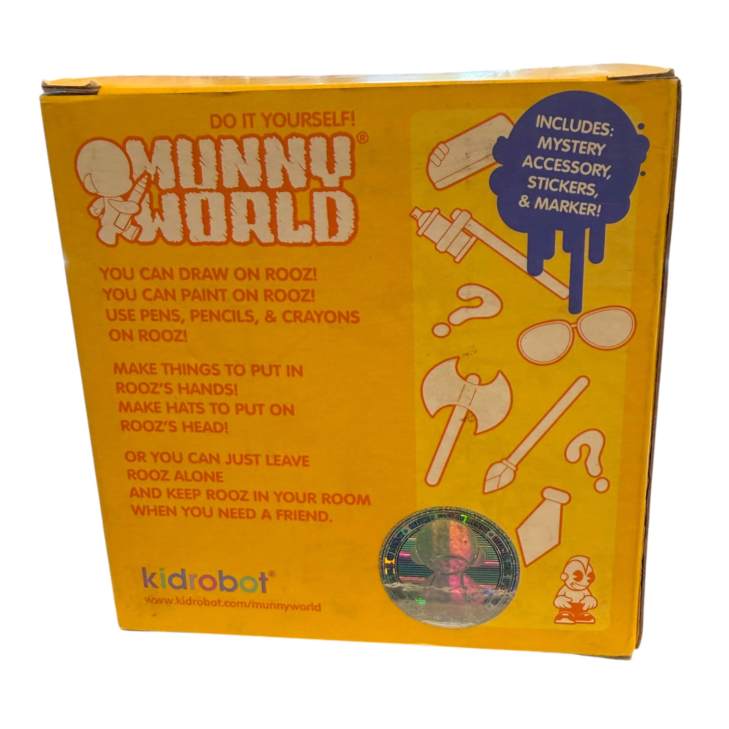 Kid Robot - Munny World Mini Rooz 4" 200DIY Vinyl Toy