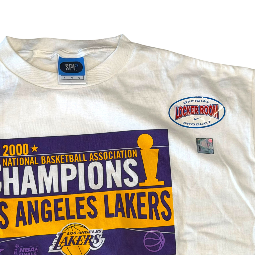 SPL 28 - LA Lakers 2000 NBA Champs Locker Room Series Deadstock Vintage T-Shirt