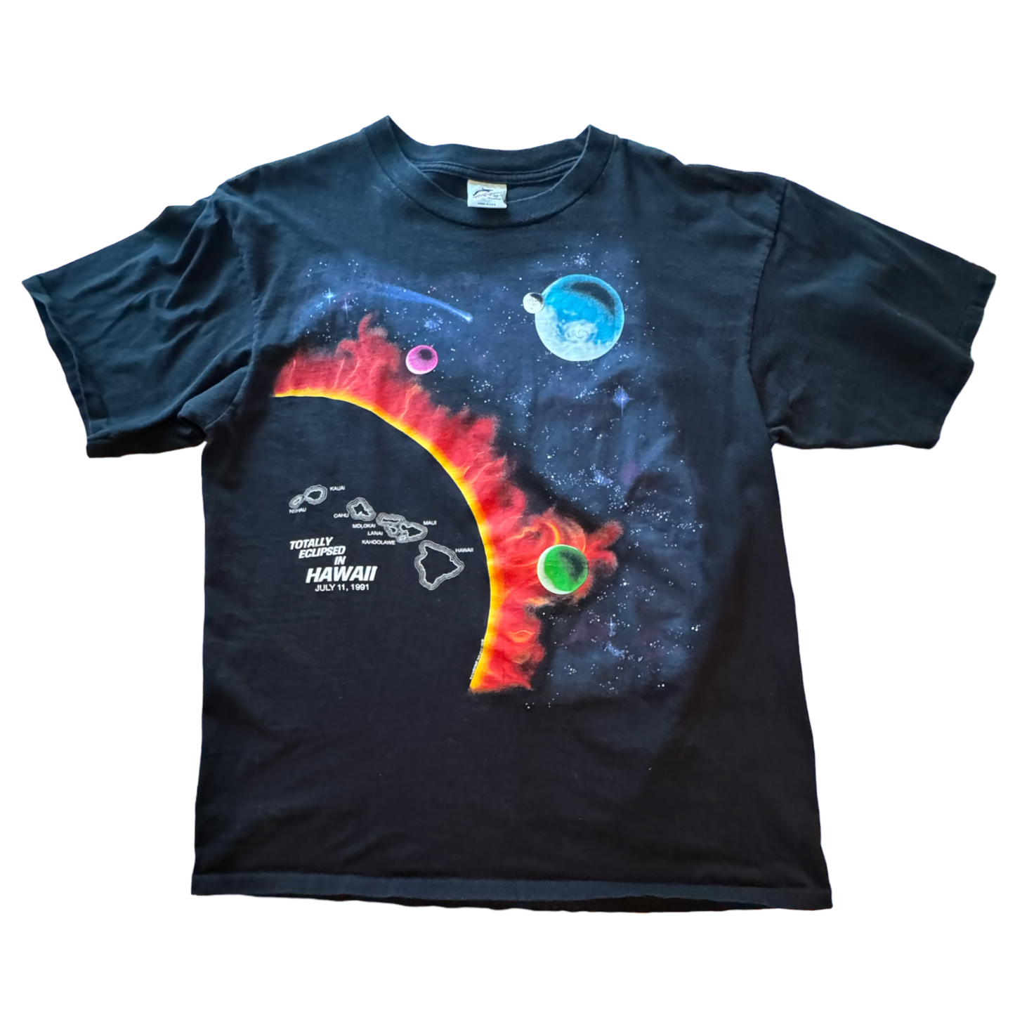 Harlequin N.G. - 1990 Total Eclipse in Hawaii Graphic Big Print Vintage T-Shirt