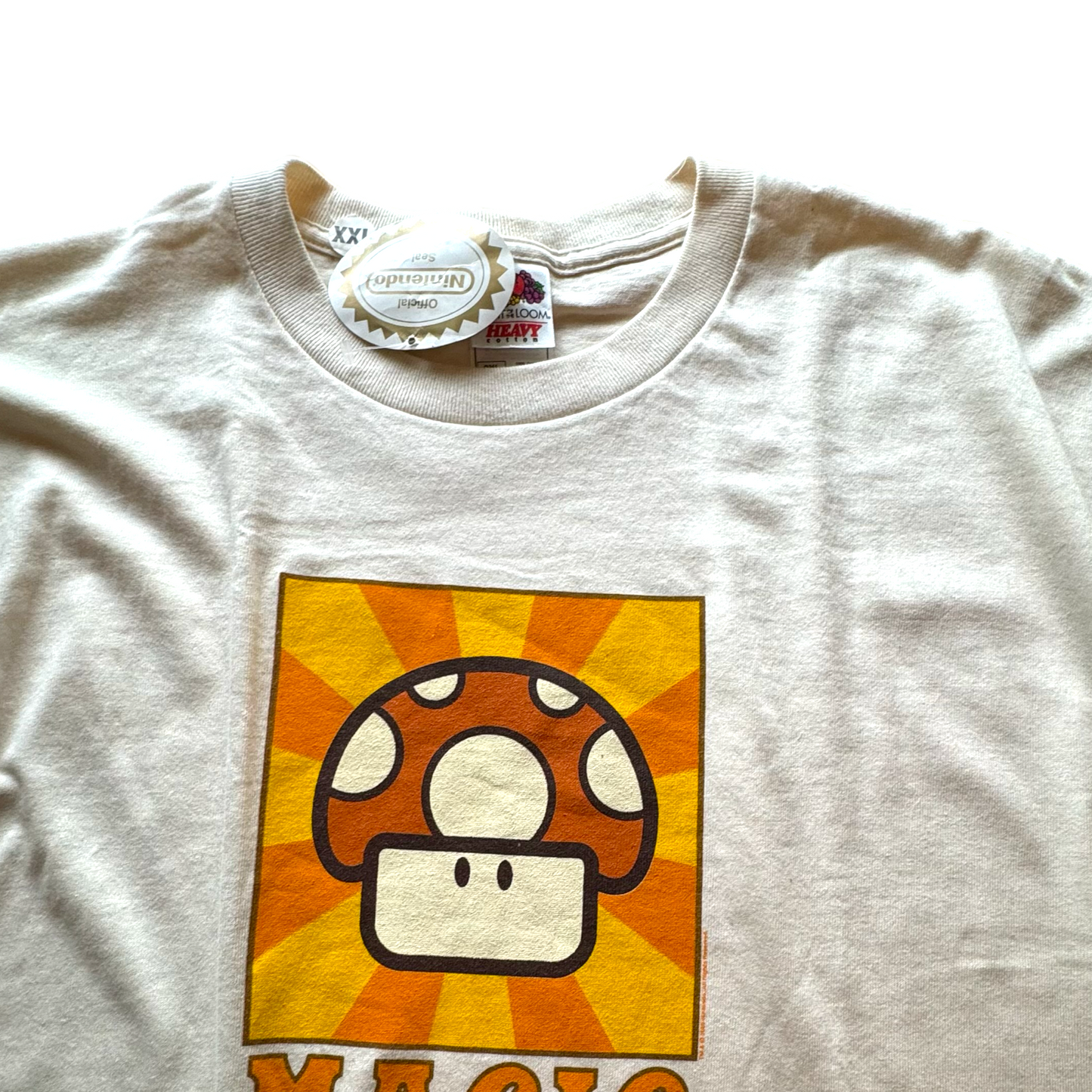 FOTL x Nintendo - Magic Mushroom Vintage 2004 Graphic T-Shirt