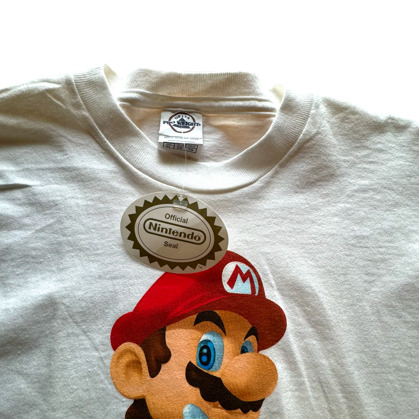 Delta x Nintendo - Super Mario White Graphic Vintage 2010 Youth T-Shirt