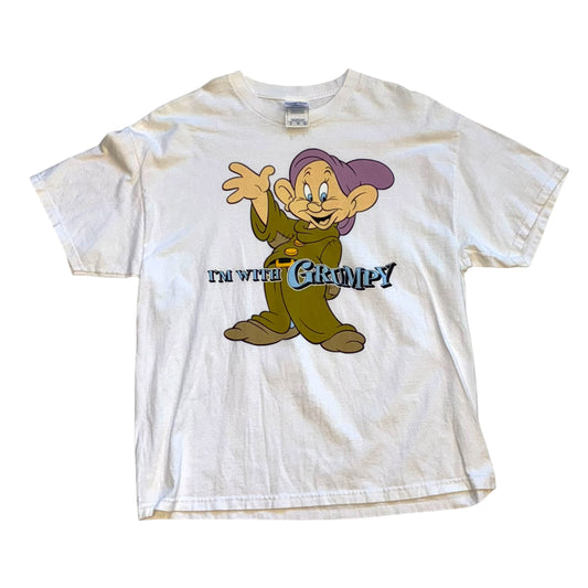 Tennesse River - I Am With Grumpy Dopey Graphic Vintage 90s T-Shirt