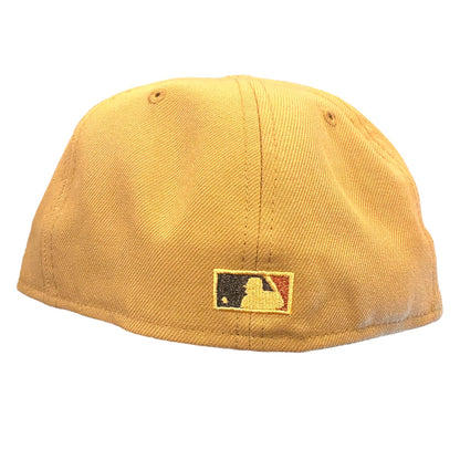 New Era - Los Angeles Dodgers Fitted 7 1/4 Gold Emblem Hat