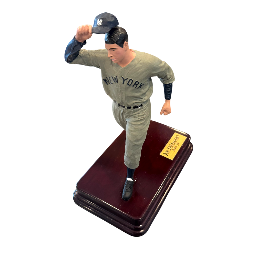 Hartland New Classics - Joe Dimaggio 2004 Commemorative Statue