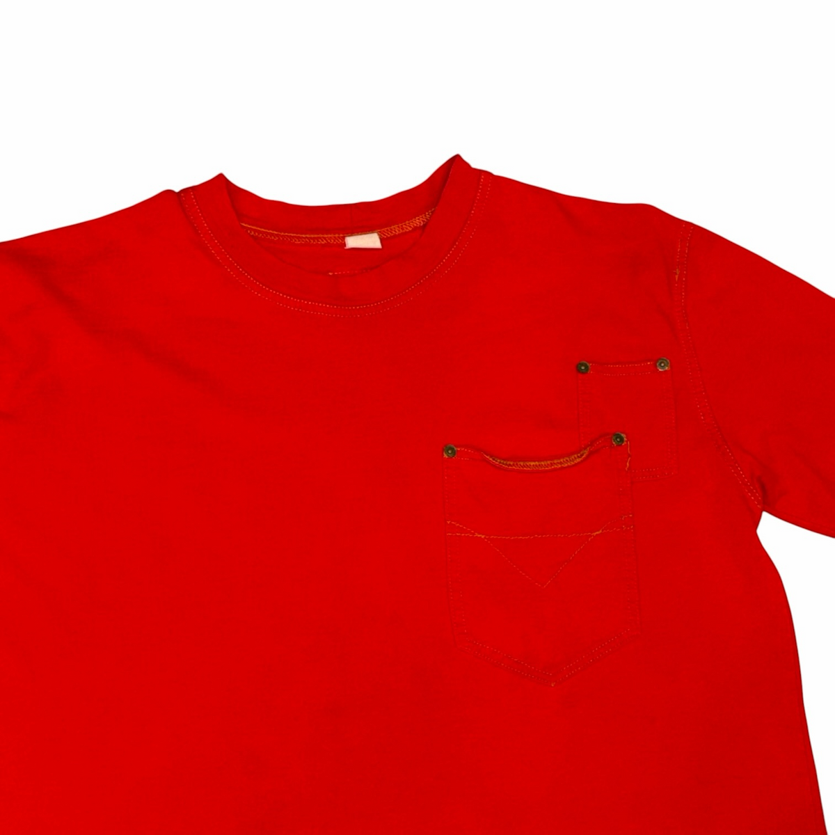 C'Est Toi - Red Pocket Vintage 90s T-Shirt